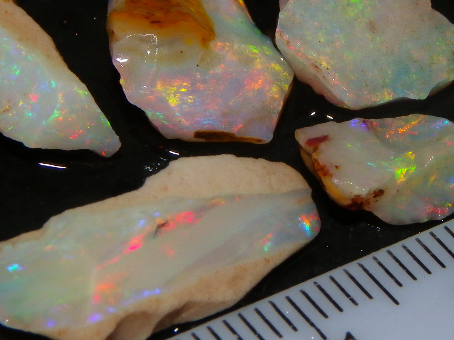 Nice Coober Pedy Opal Rough Parcel 27.4cts Bright Multicolours Crystal/Milky Base Seam