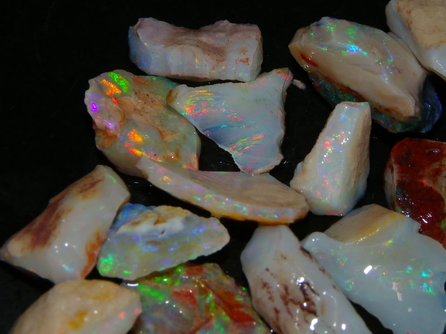 Nice Coober Pedy Opal Rough/Specimens 85.4cts Multicolour Milky/Crystal :)