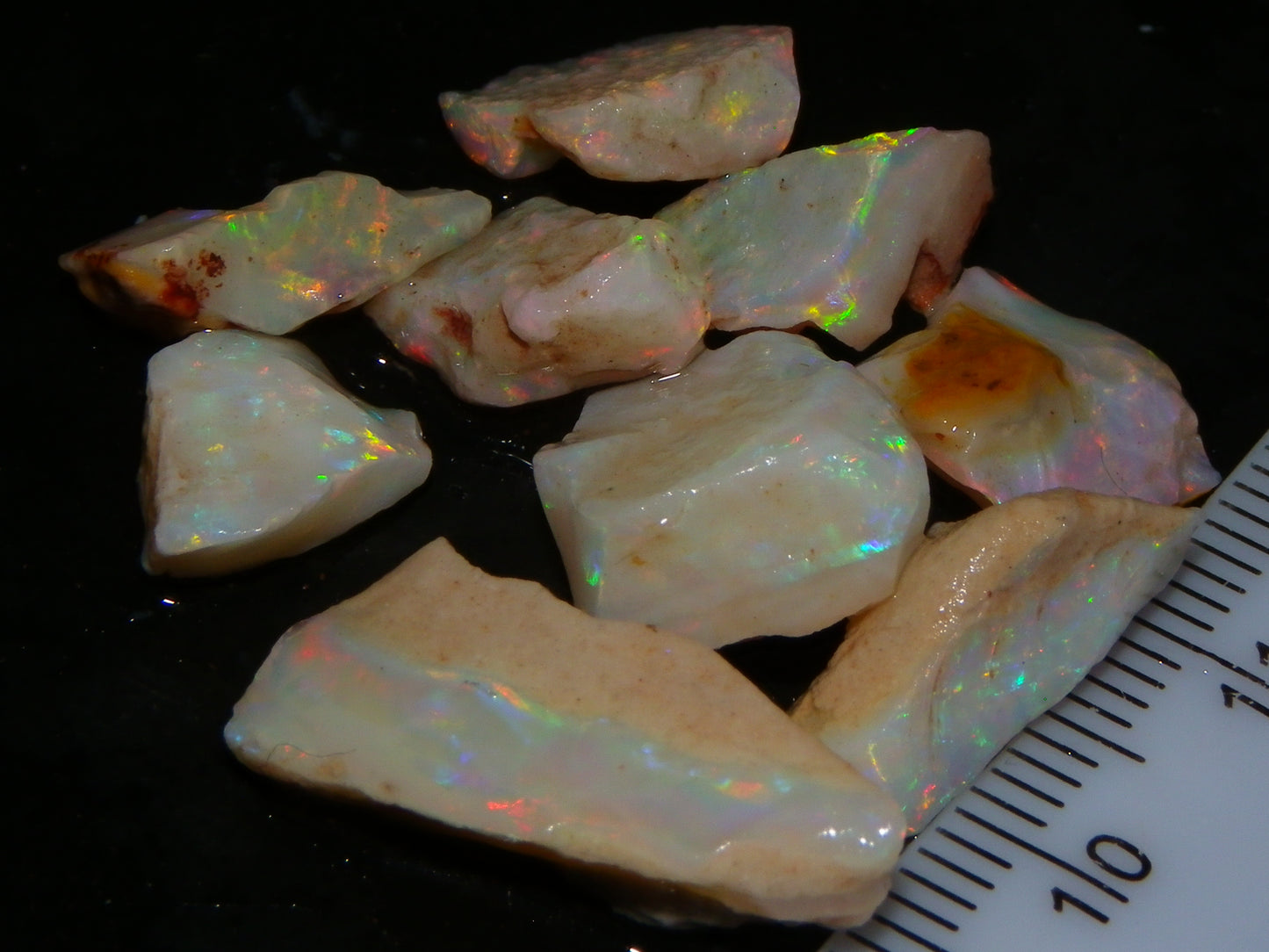 Nice Coober Pedy Opal Rough Parcel 27.4cts Bright Multicolours Crystal/Milky Base Seam