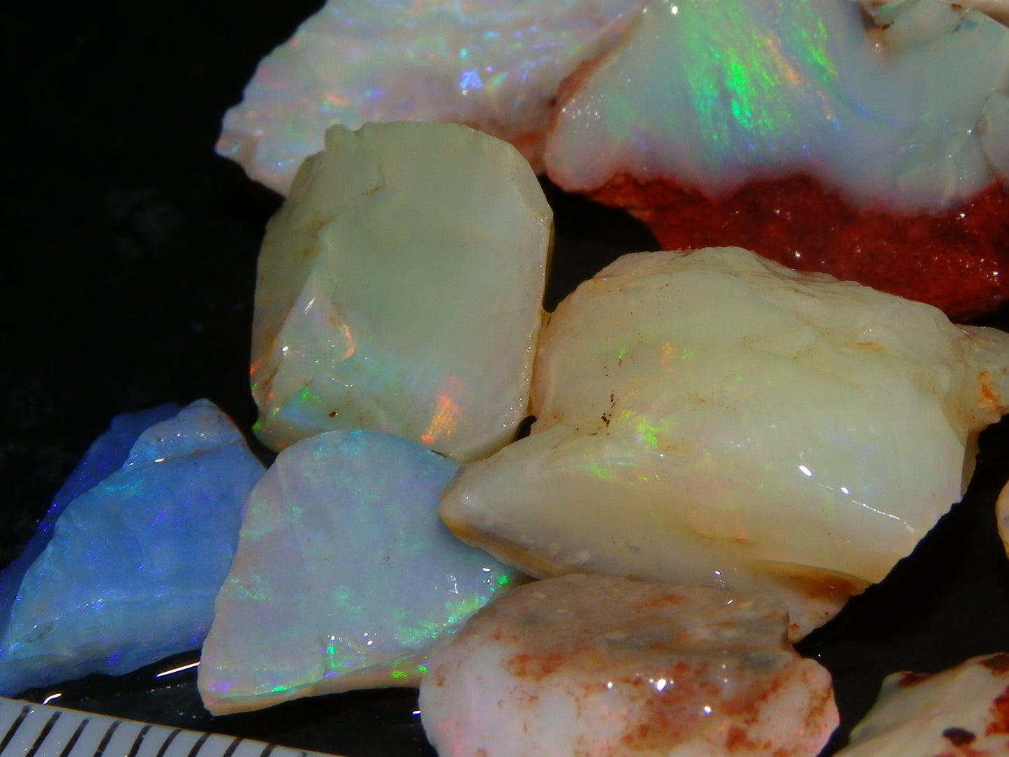 Nice Rough Coober Pedy Opal Parcel 77cts Seam/Crystal Lot Blue/Purples/Multicolours