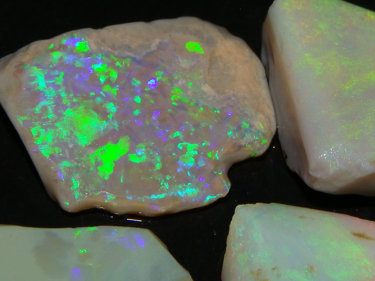 5 Nice Rubbed Lightning Ridge Opals 22cts Fires/Patterns Australia Mixed Base :)