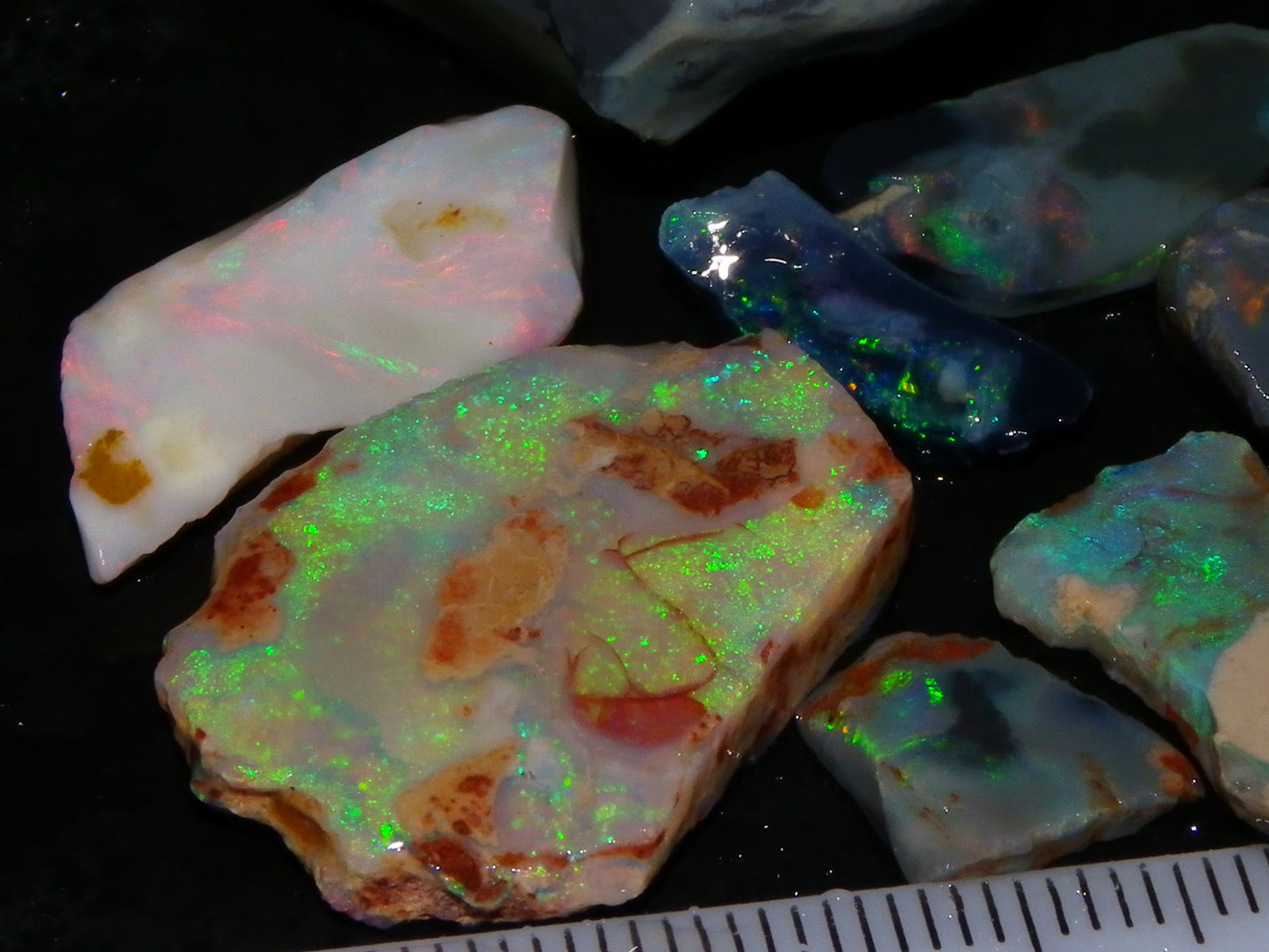 Nice Rough/Rubbed Lightning Ridge Opal Parcel 117.7cts Mixed Base Green/Blue/Pinks