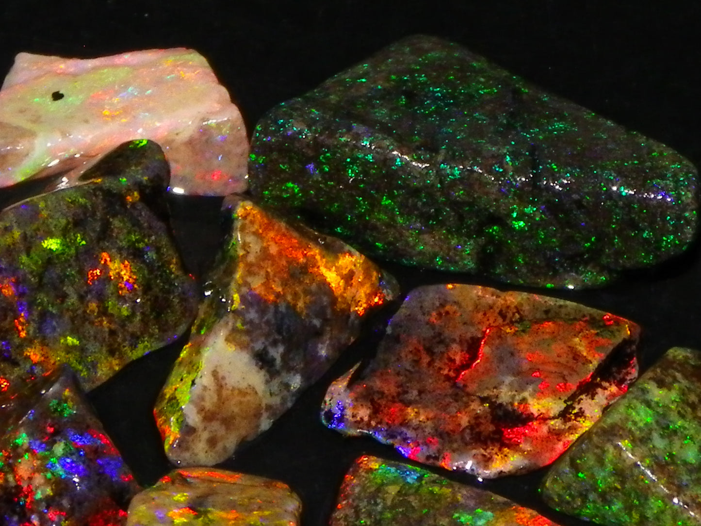 Nice Quality Andamooka Matrix Opals 62.5cts Some very Bright Multicolours Au