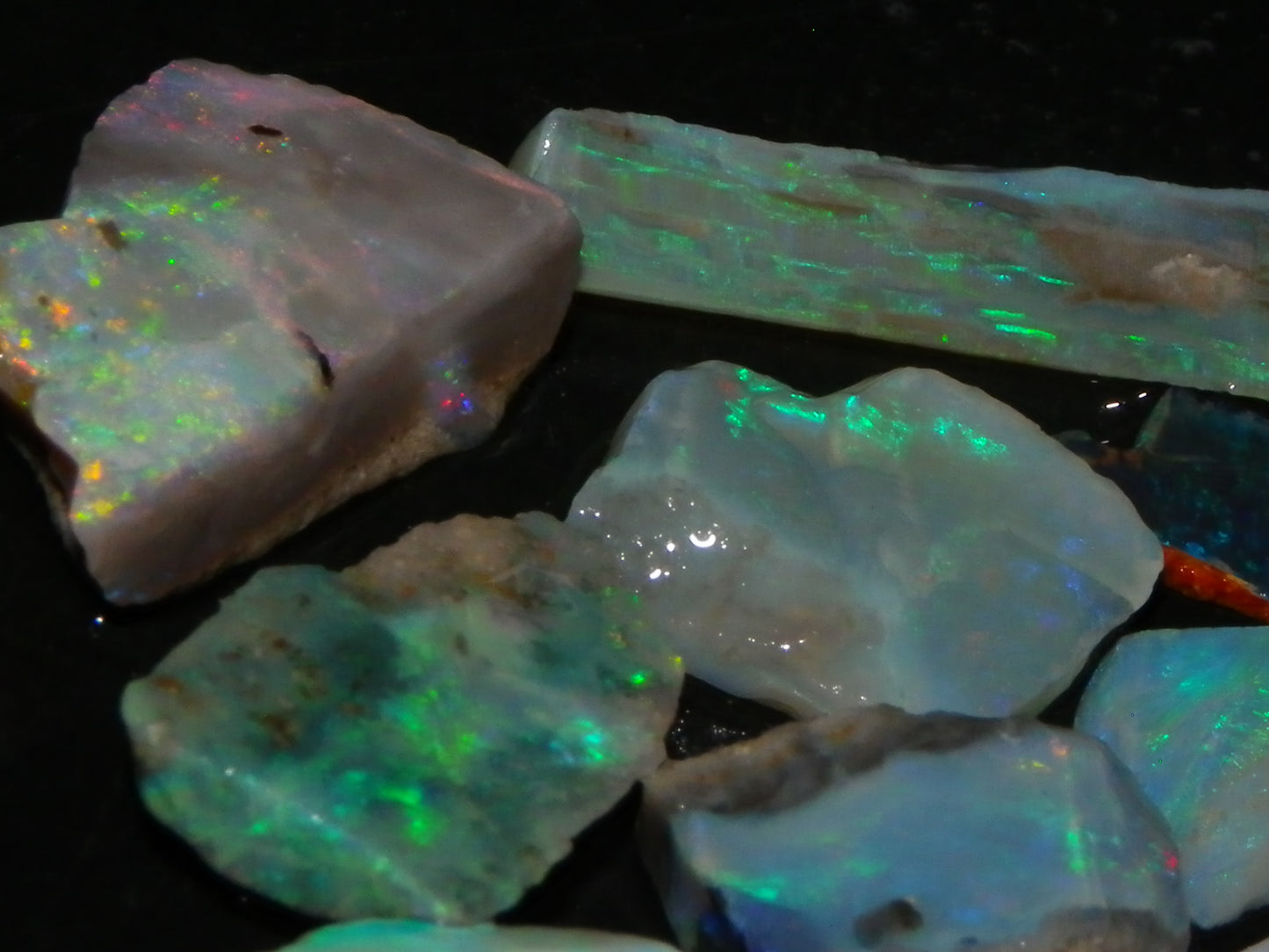 NIce Mintabie Opal Rubs/Sliced/Rough Opal Parcel 37.2cts Some Nice Fires :)