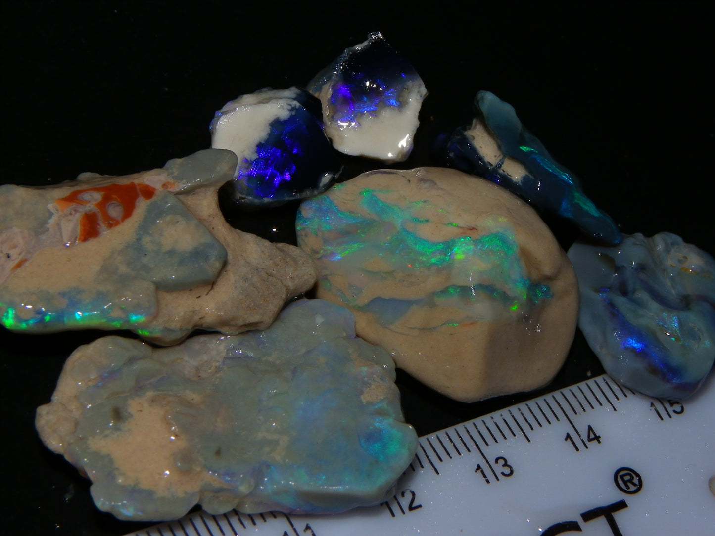 Nice Lightning Ridge Opal Rough/Specimens 112.6cts Nobby/Fossil Base Some Fires