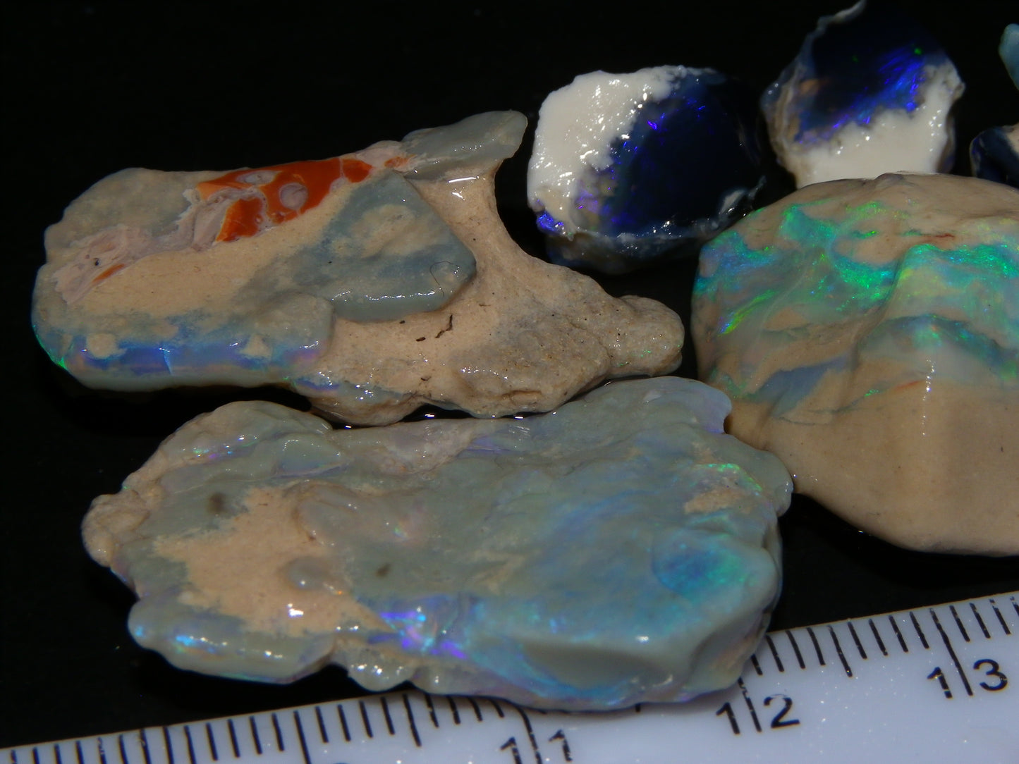 Nice Lightning Ridge Opal Rough/Specimens 112.6cts Nobby/Fossil Base Some Fires