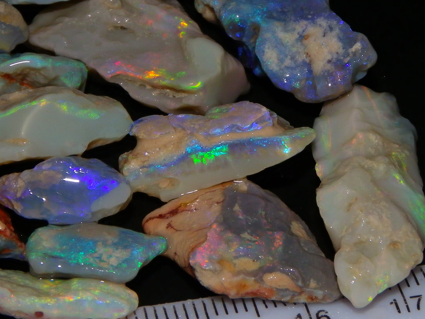 Nice Parcel Rough Lightning Ridge Opals 173.30cts Seam/Crystal/Light Base Fires