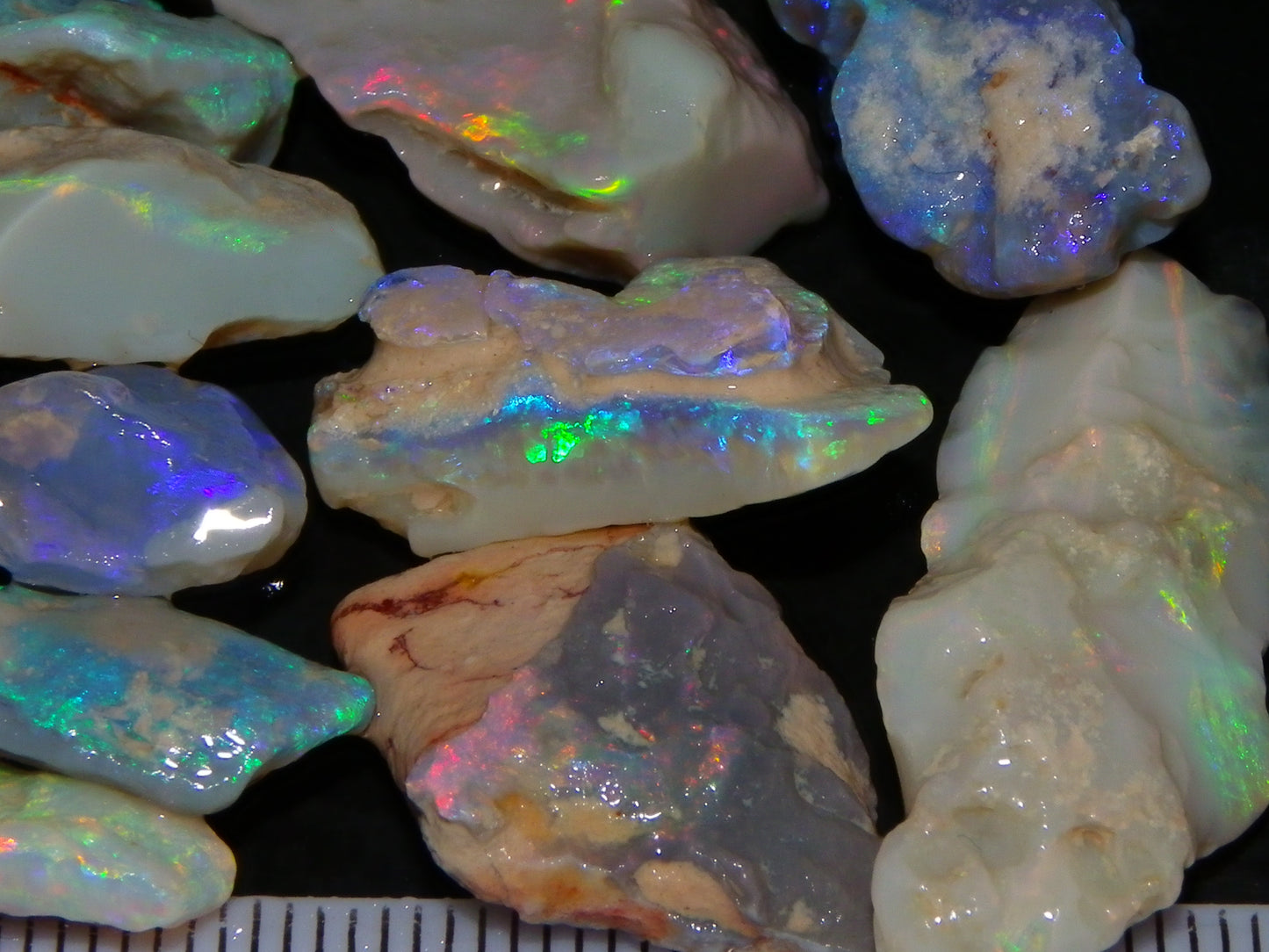 Nice Parcel Rough Lightning Ridge Opals 173.30cts Seam/Crystal/Light Base Fires