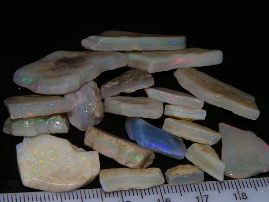 Nice Mintabie Crystal Seam Opal Parcel 111.9cts Bars/Part Bars Fires Multicolours