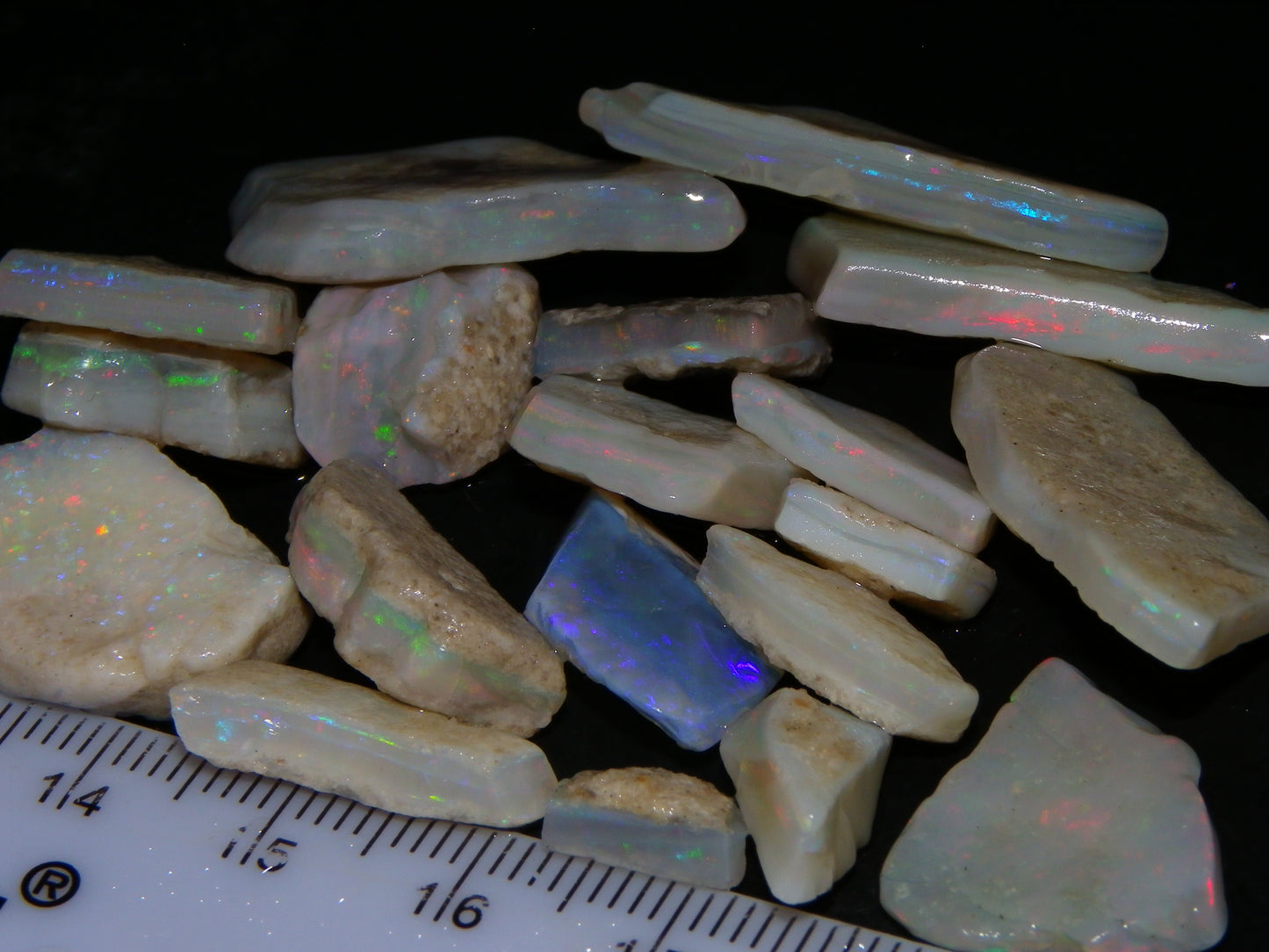 Nice Mintabie Crystal Seam Opal Parcel 111.9cts Bars/Part Bars Fires Multicolours