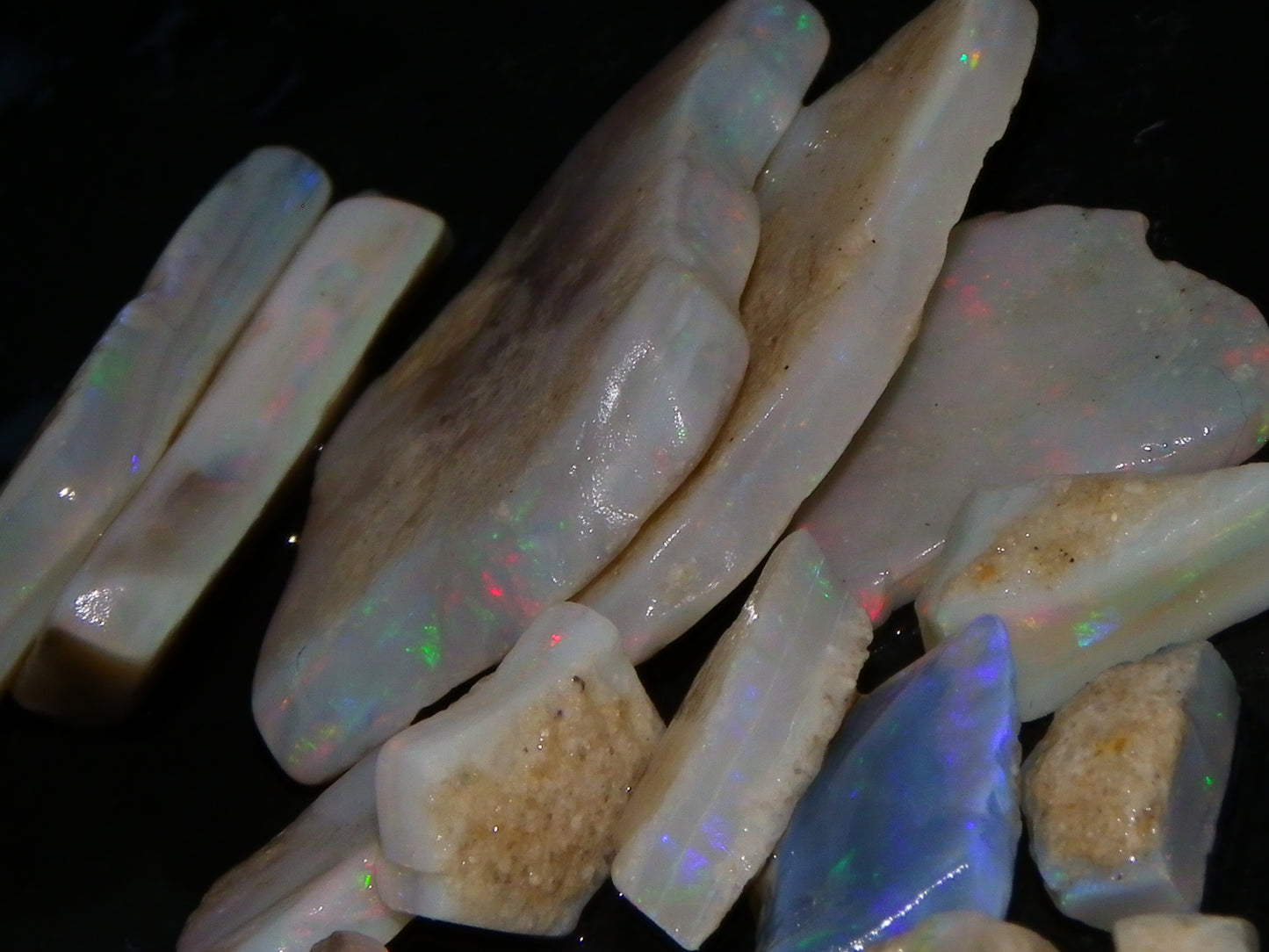 Nice Mintabie Crystal Seam Opal Parcel 111.9cts Bars/Part Bars Fires Multicolours