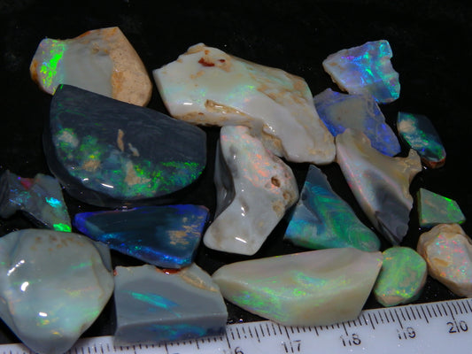 Nice Rough/Rubbed Lightning Ridge Opal Parcel 195cts Blue/Green/Pink Fires/Specimens/Practice