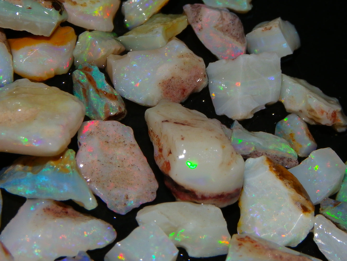 Nice Rough Coober Pedy Opal Specimens 92.3cts Seam/Fossil Fires Australia