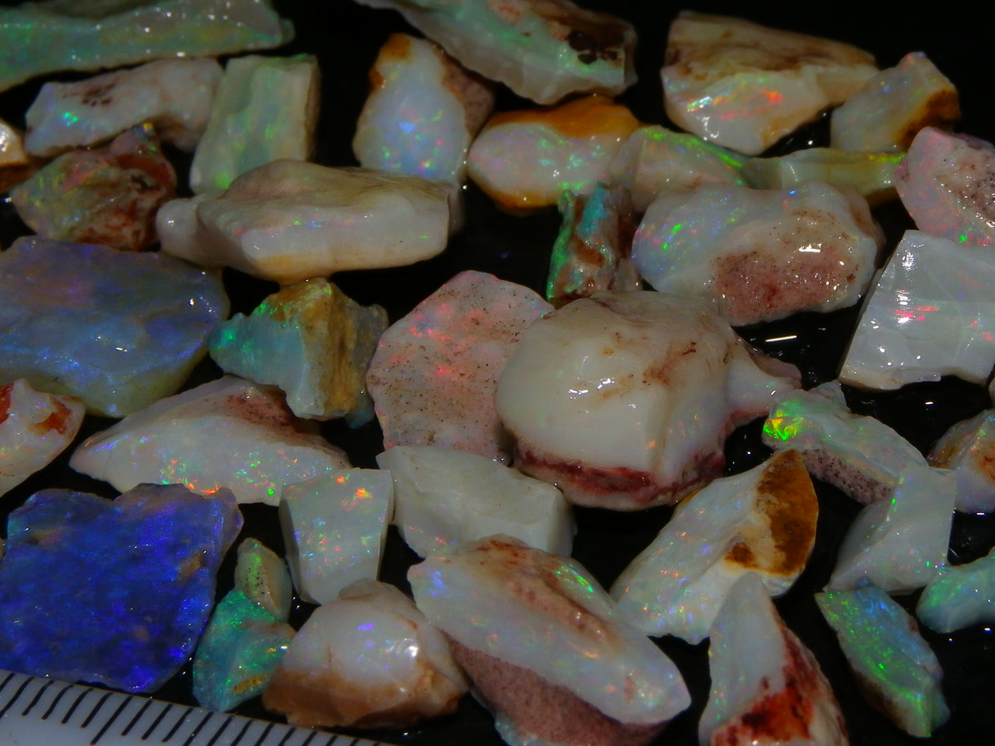Nice Rough Coober Pedy Opal Specimens 92.3cts Seam/Fossil Fires Australia