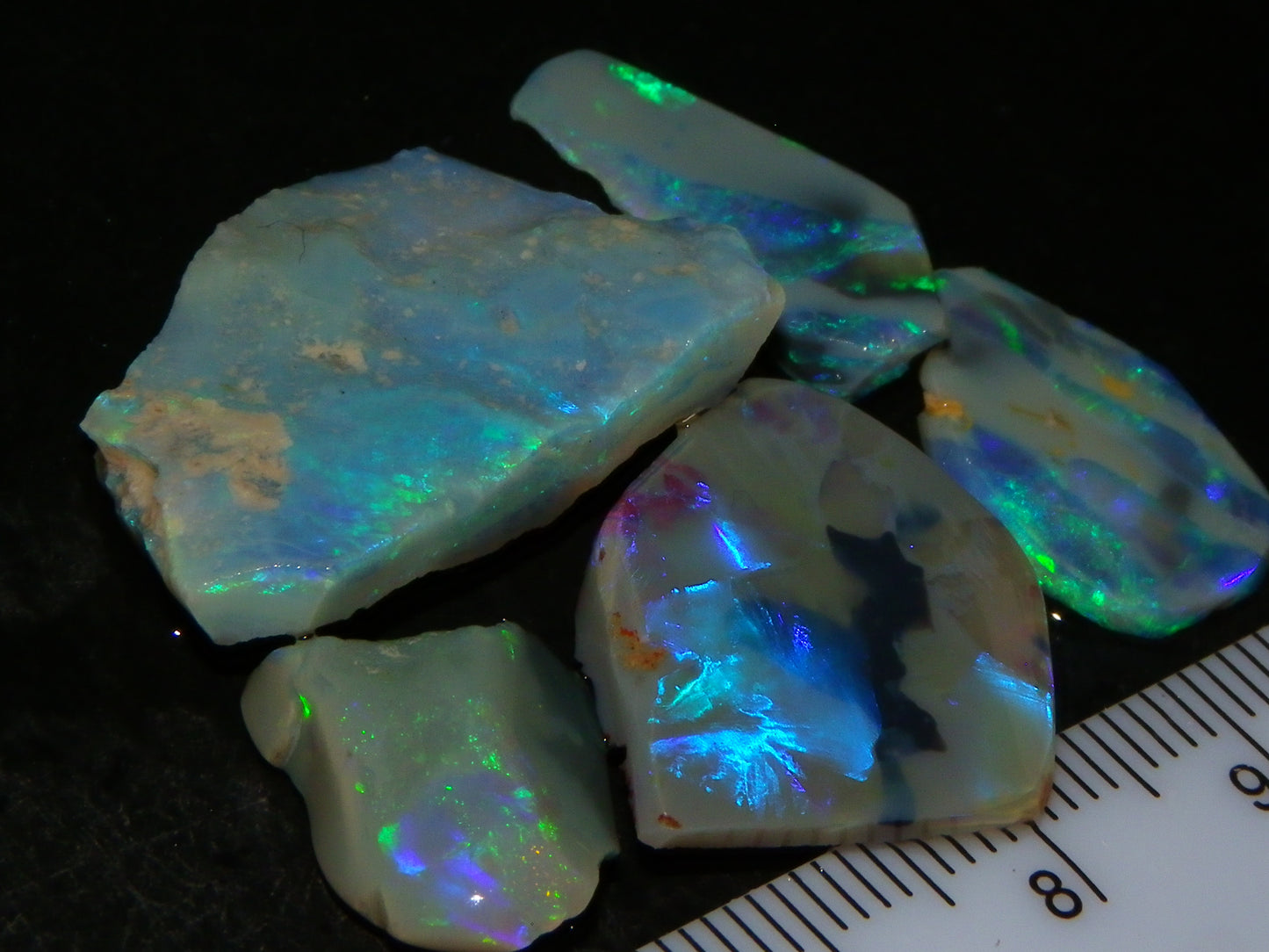 Nice Rubbed/Rough Opals 28.5cts Lightning Ridge South Australia Blue/Greens