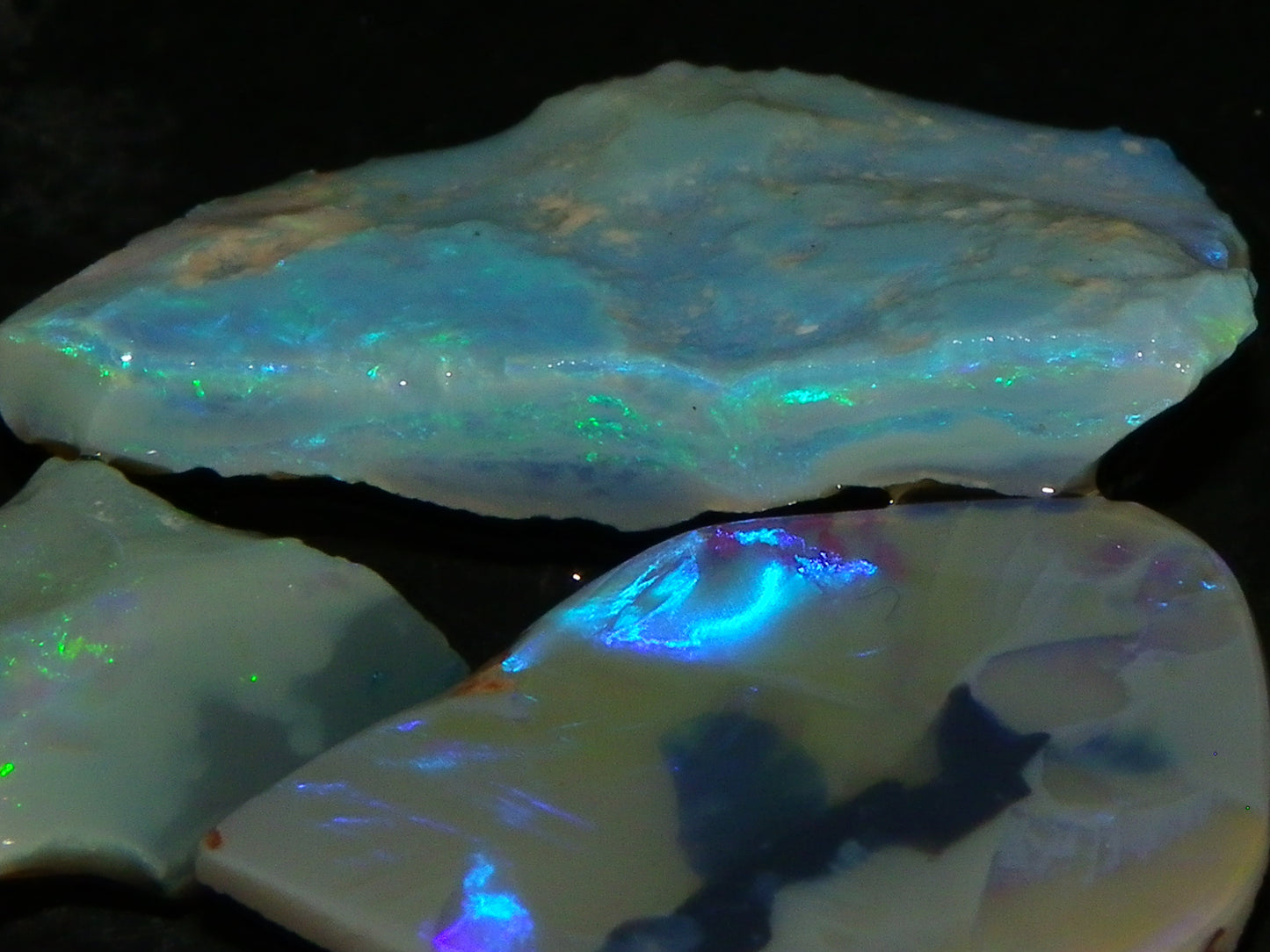 Nice Rubbed/Rough Opals 28.5cts Lightning Ridge South Australia Blue/Greens