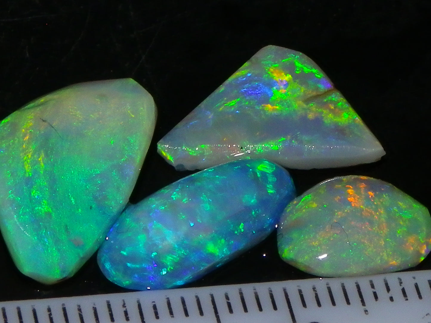 4 Gem Crystal Opal Rubs 12.45cts Lightning Ridge Australia Fires/Multicolours