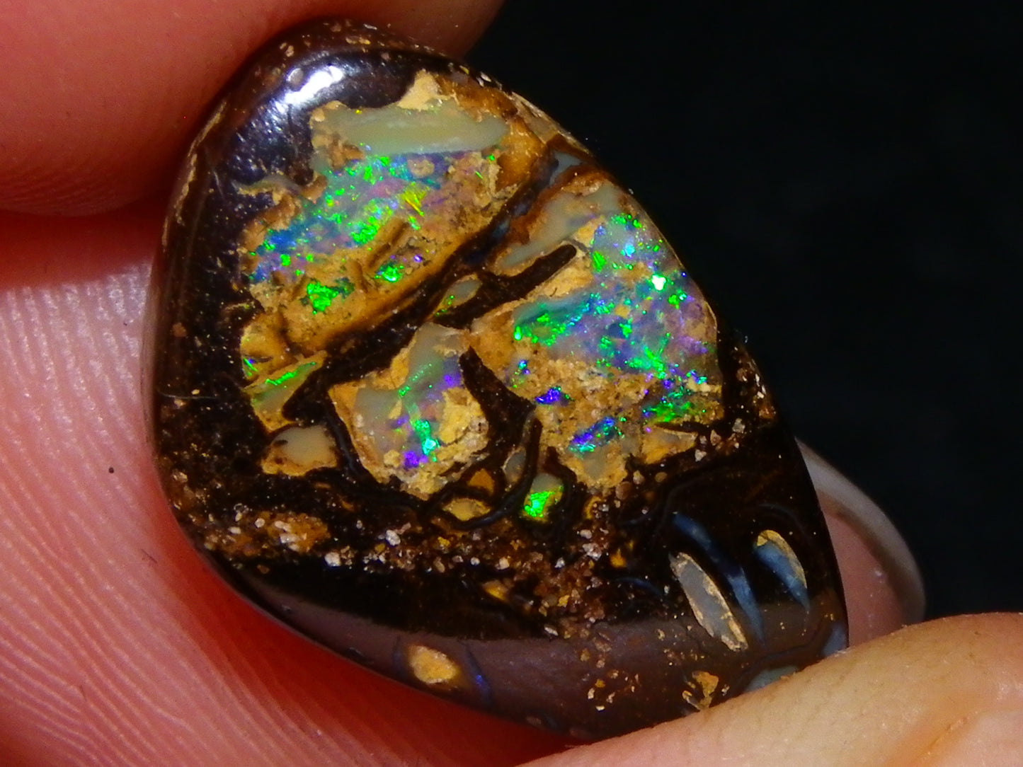 Nice Quality Cut/Polished Boulder Opal Cab 10.95cts Blue/Green Fires Qld Australia