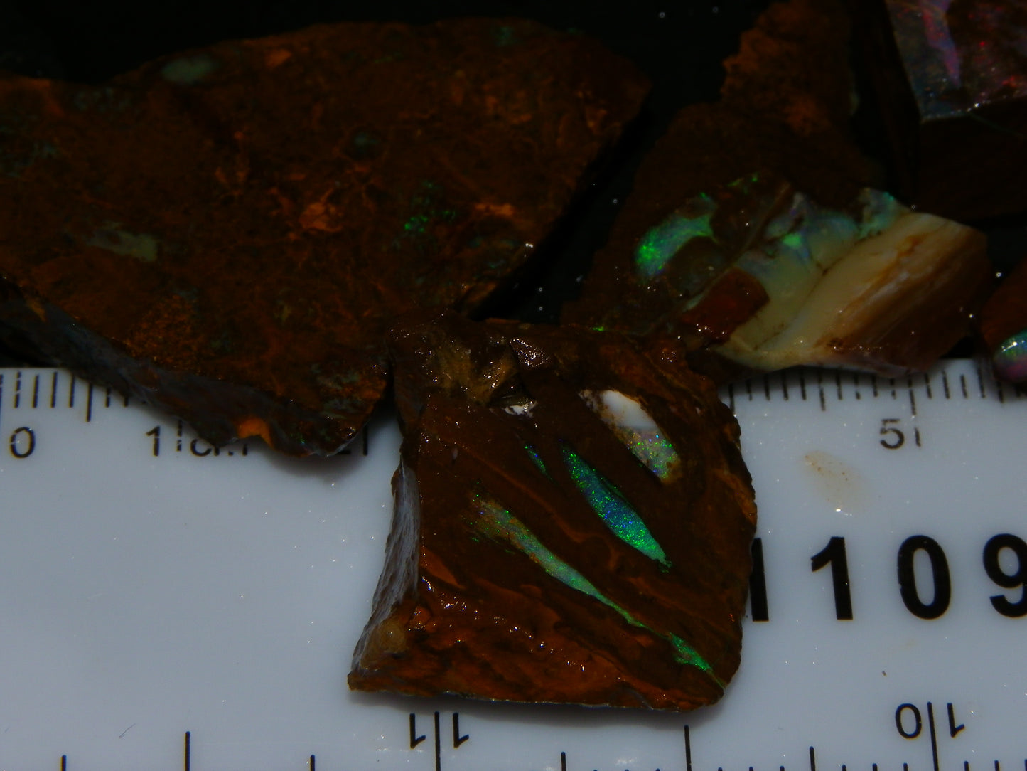 Nice Boulder opal Rough/sliced Parcel 407.4cts Veins/Fires Queensland Au