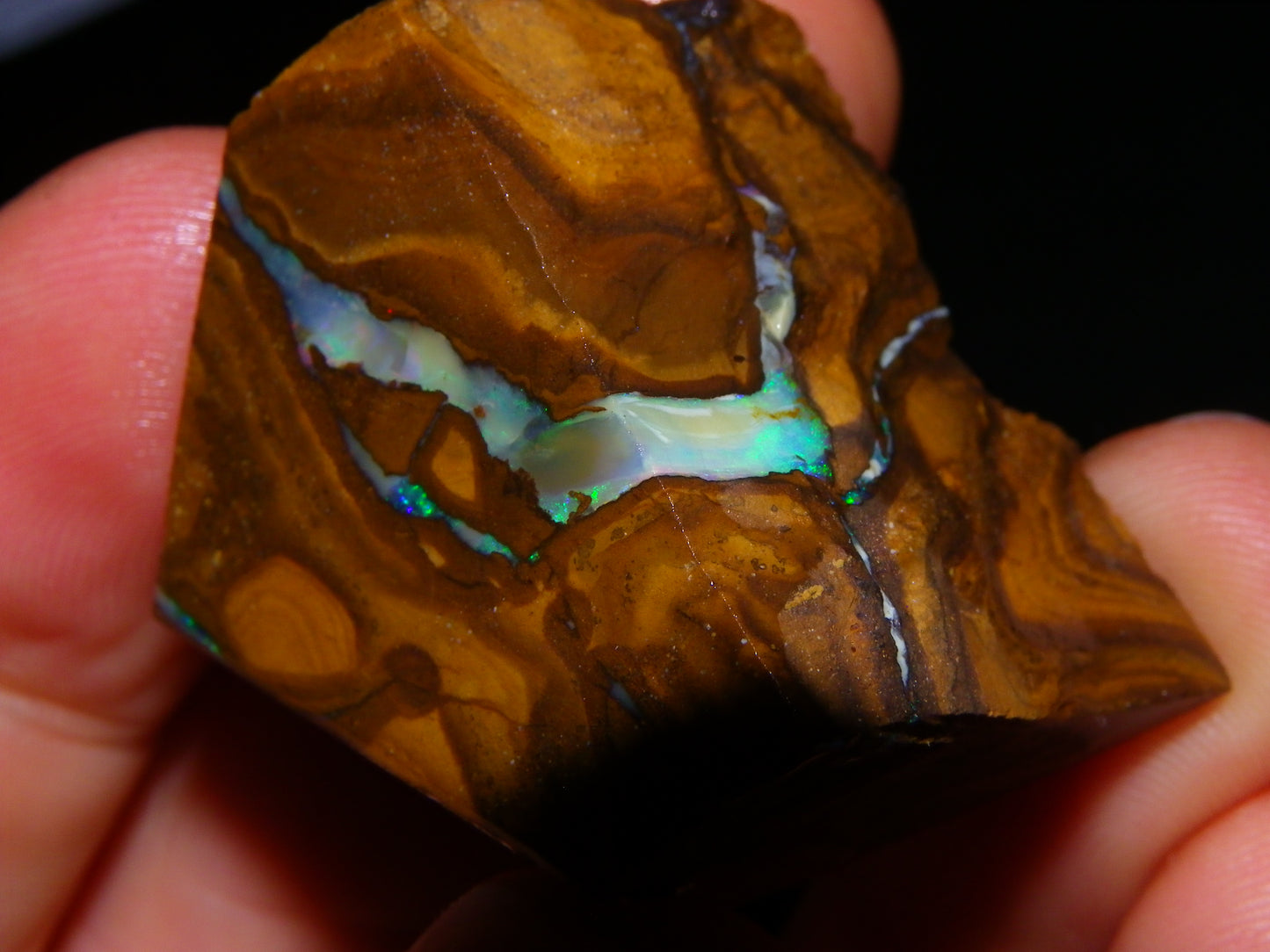 Nice Boulder opal Rough/sliced Parcel 407.4cts Veins/Fires Queensland Au