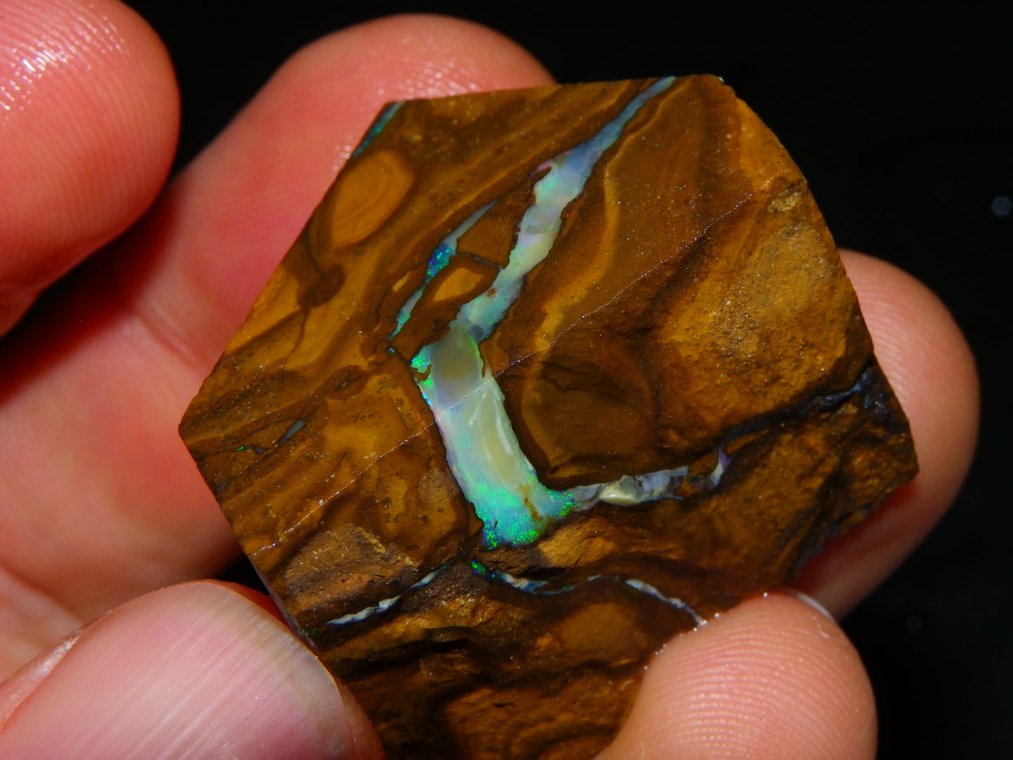 Nice Boulder opal Rough/sliced Parcel 407.4cts Veins/Fires Queensland Au