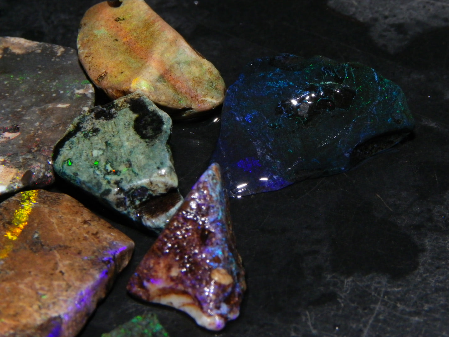 Nice Rough/sliced/Treated Andamooka Matrix Opals 143cts Blue/Green Fires :)