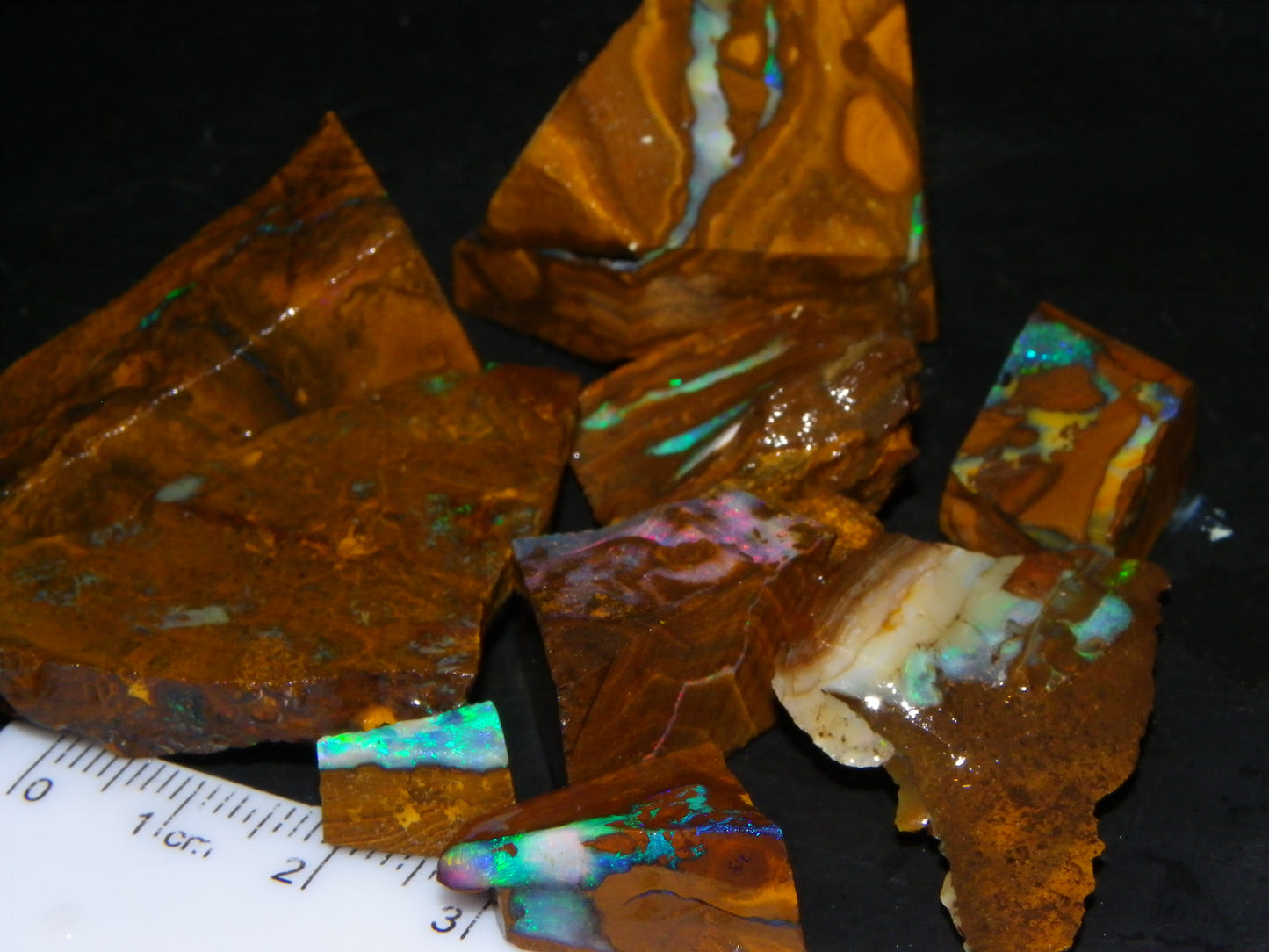 Nice Boulder opal Rough/sliced Parcel 407.4cts Veins/Fires Queensland Au