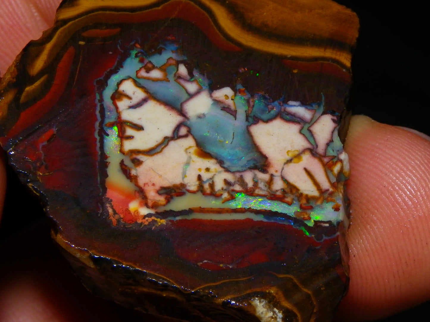 NIce Rough/Sliced Koroit Opals Nuts 260cts Patterns Fires Double sided :)