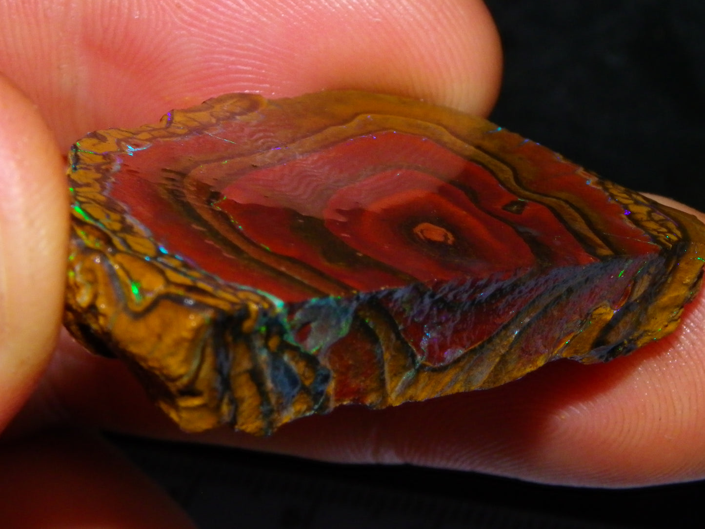 NIce Rough/Sliced Koroit Opals Nuts 260cts Patterns Fires Double sided :)