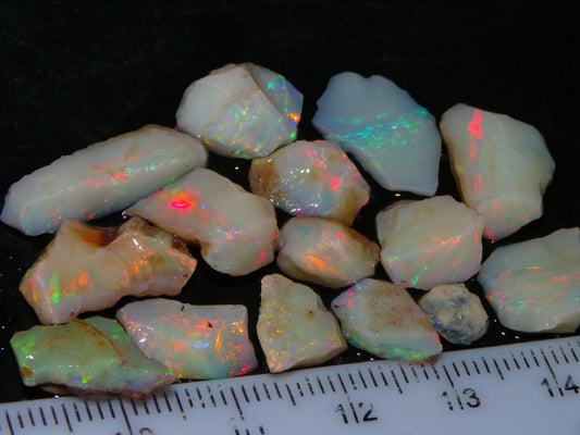 Nice Quality Rough Coober Pedy Opals 38.5cts Lots of Reds Light/White Base :)