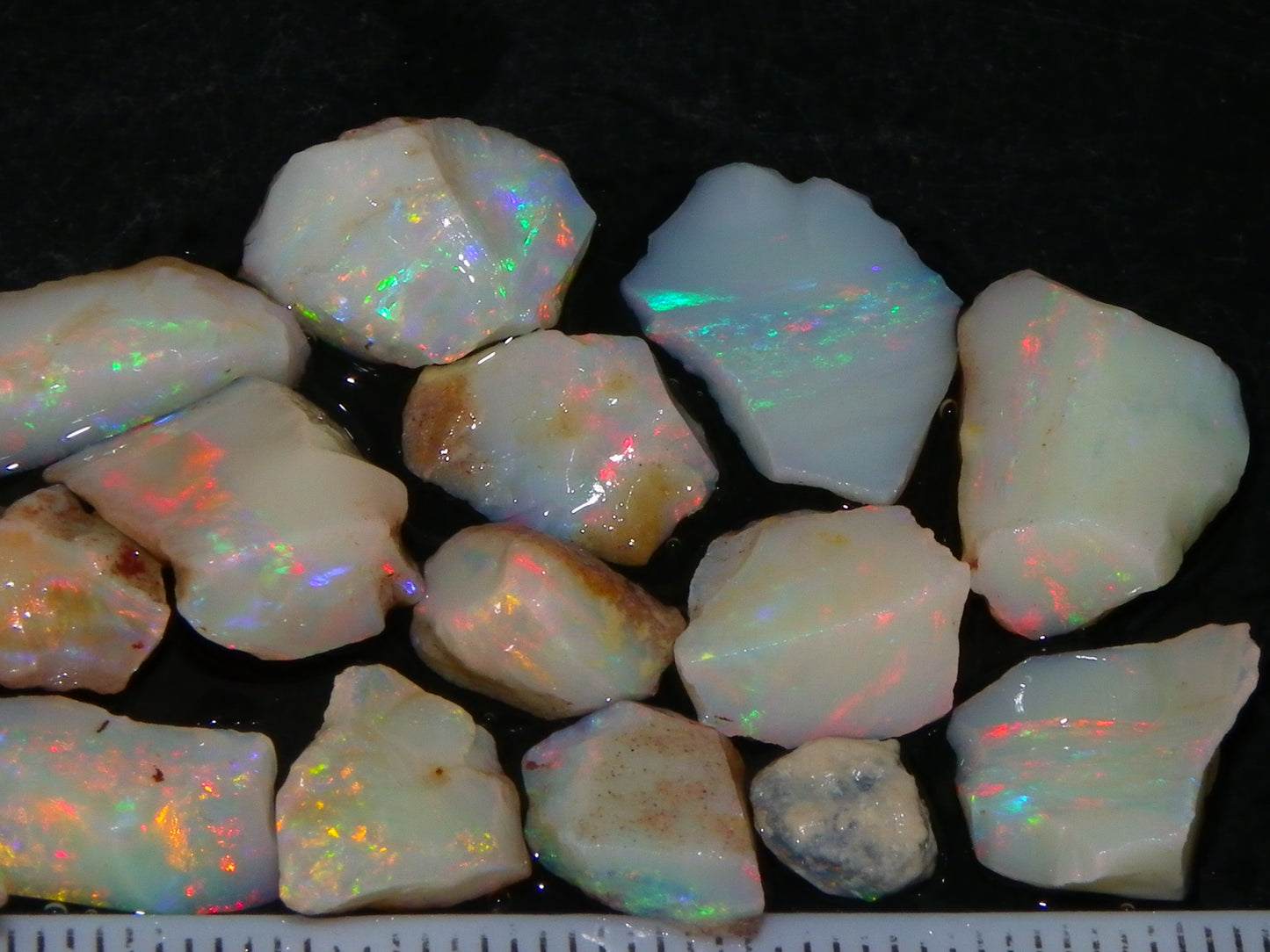 Nice Quality Rough Coober Pedy Opals 38.5cts Lots of Reds Light/White Base :)