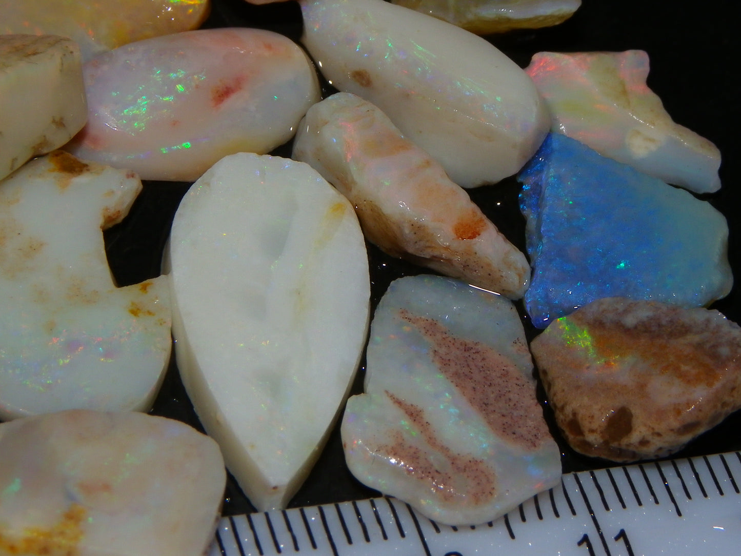 Nice Rubbed/Rough Opal Parcel 290cts Coober Pedy South Australia Fires Specimens