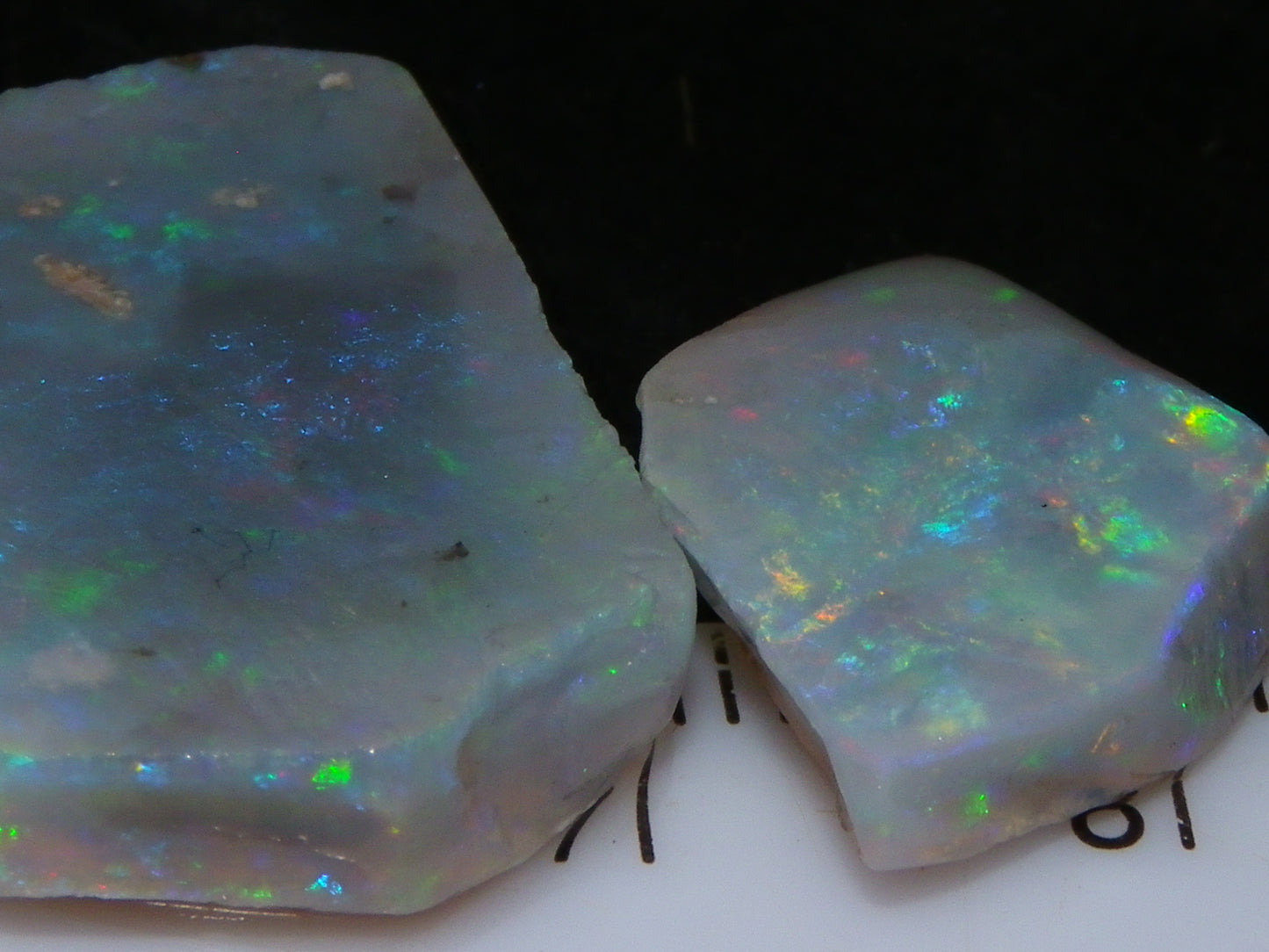 Nice Rough/Rubbed Mintabie Crystal Opal Parcel 20.3cts Multicolour Bars/Fires Australia (N)