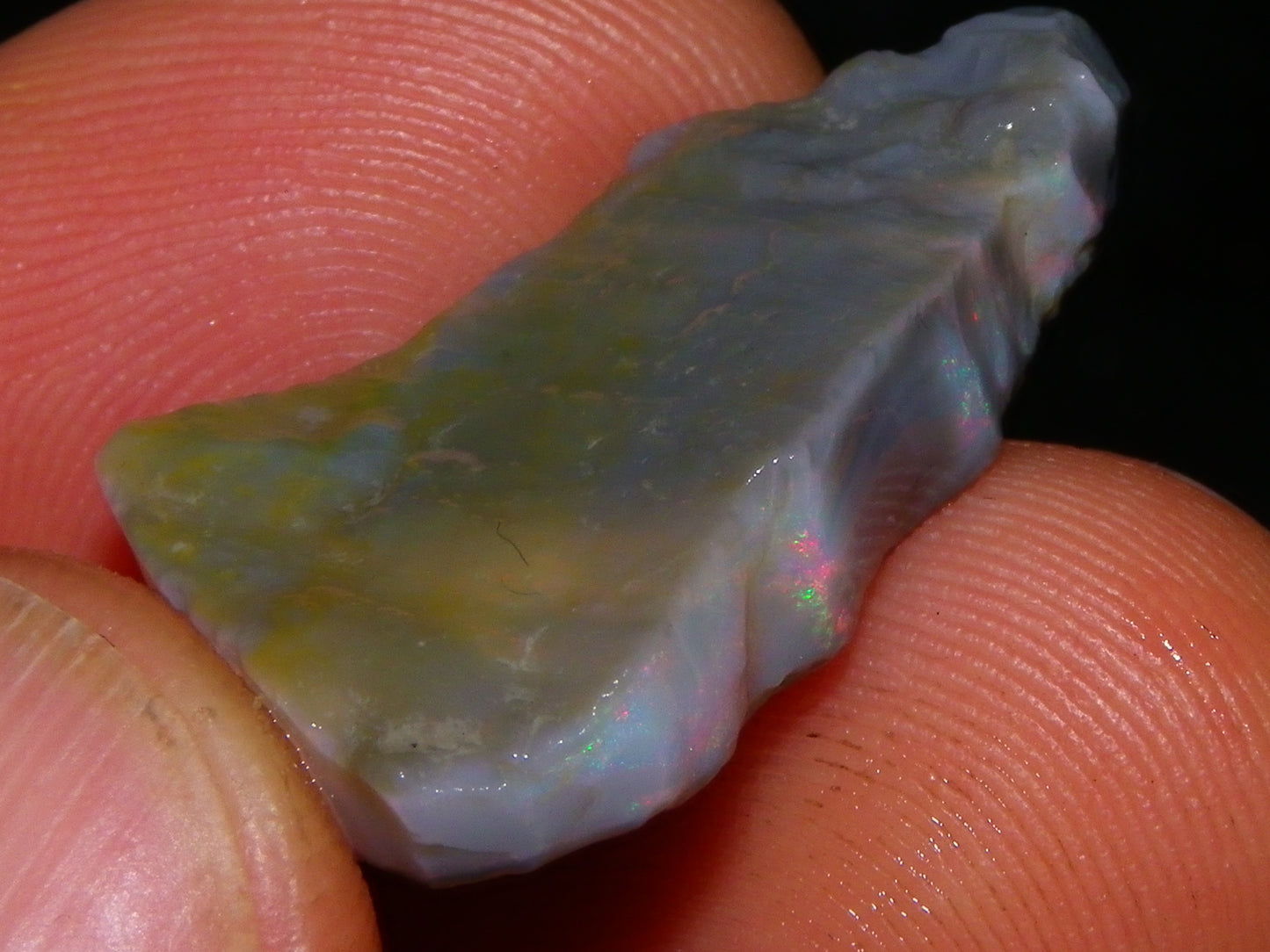 NIce Rough Lightning Ridge Seam Opal Specimen 20.05cts Grey/Light Base Pinks/Green Gamble