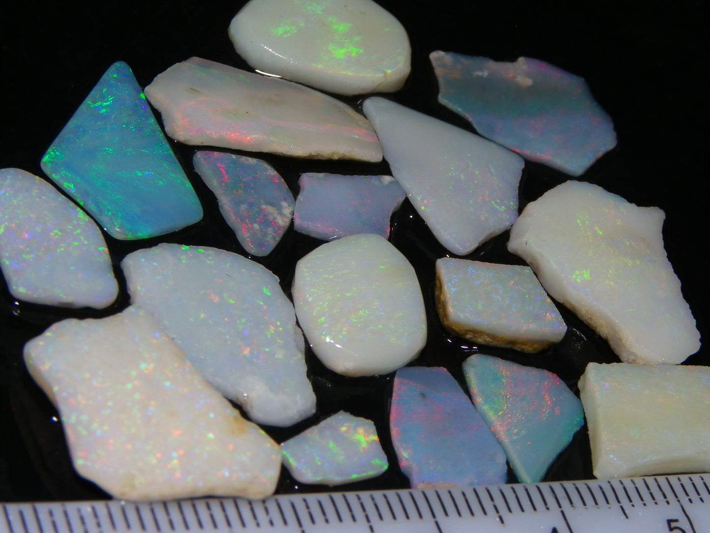 Nice Rough/Rubbed Opal Preforms 32.1cts Coober Pedy/Mintabie Australia Multicolours (N)