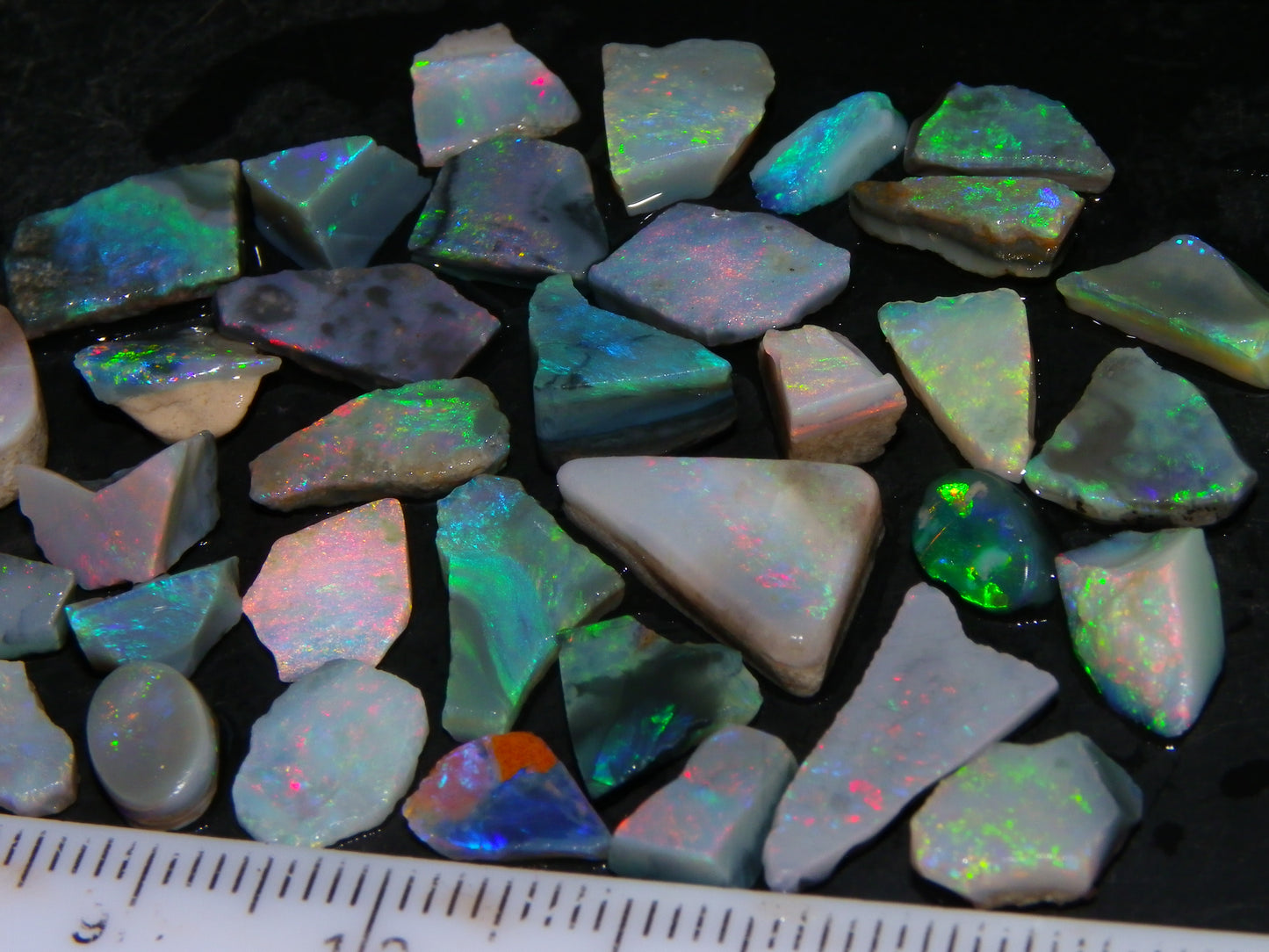 Nice Rubbed Mintabie Opals/Specimens/Rough Parcel 42.94cts Multicolours Australia