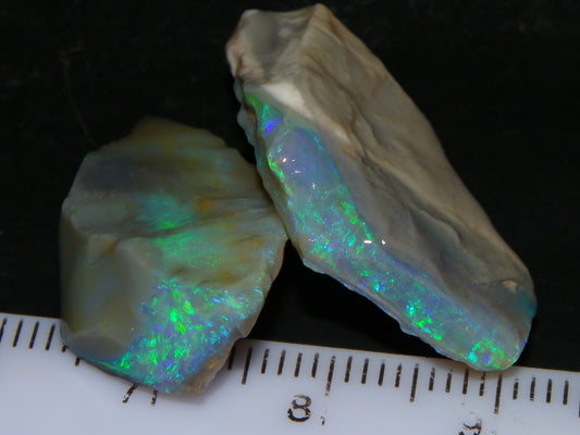 2 Nice Bright Rough seam/Crystal Opals 27.4cts Lightning Ridge Australia Blue/Greens