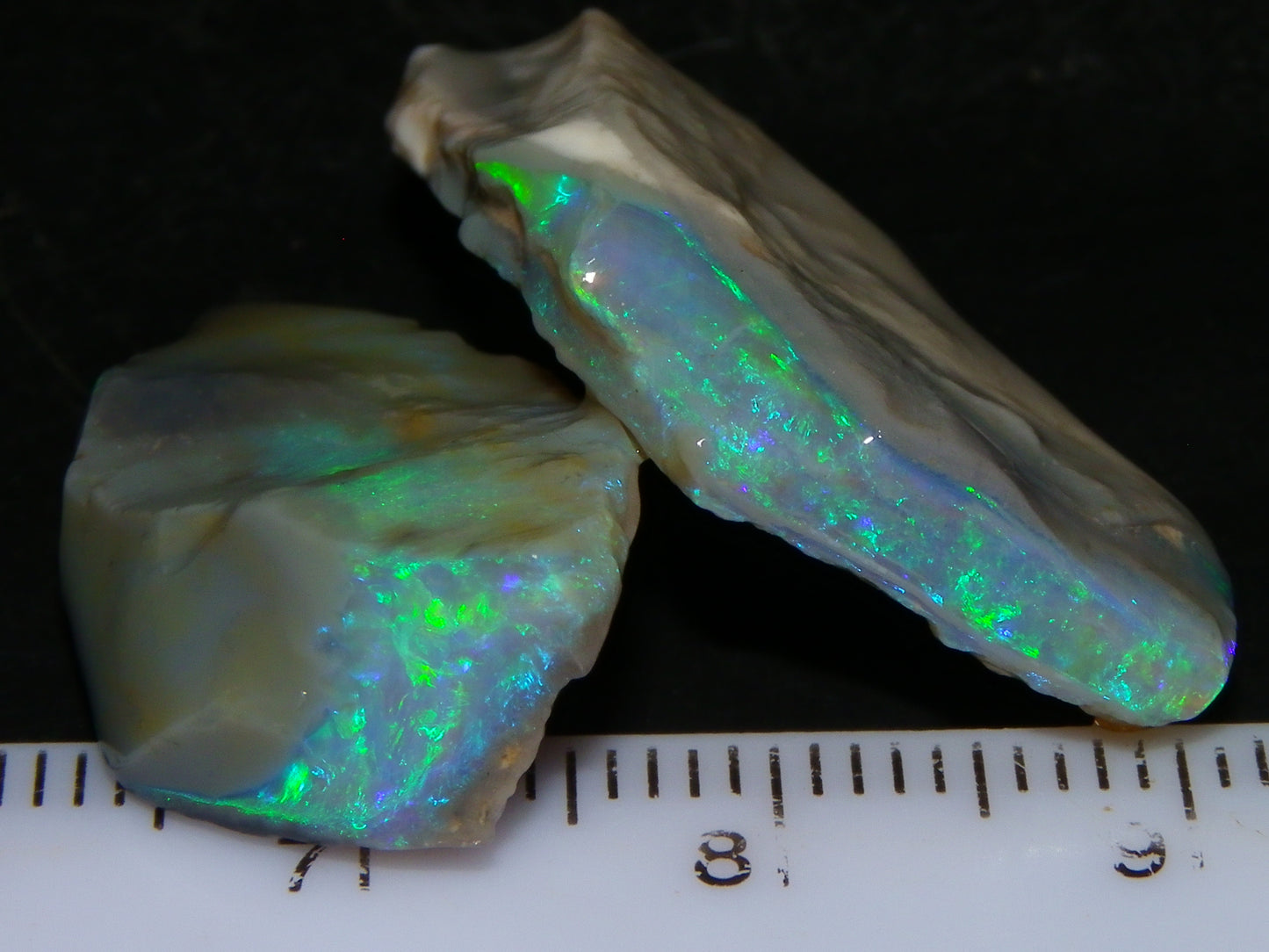 2 Nice Bright Rough seam/Crystal Opals 27.4cts Lightning Ridge Australia Blue/Greens