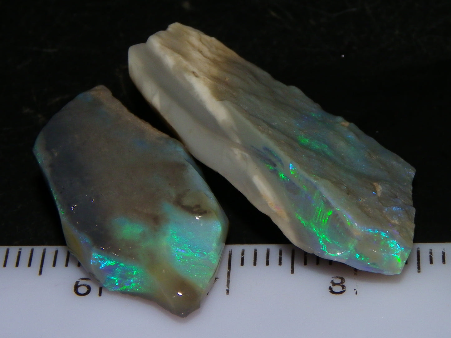 2 Nice Bright Rough seam/Crystal Opals 27.4cts Lightning Ridge Australia Blue/Greens