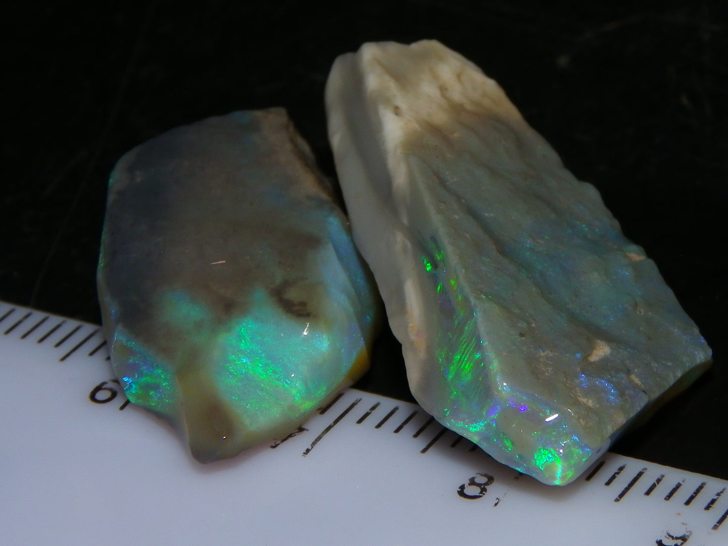 2 Nice Bright Rough seam/Crystal Opals 27.4cts Lightning Ridge Australia Blue/Greens