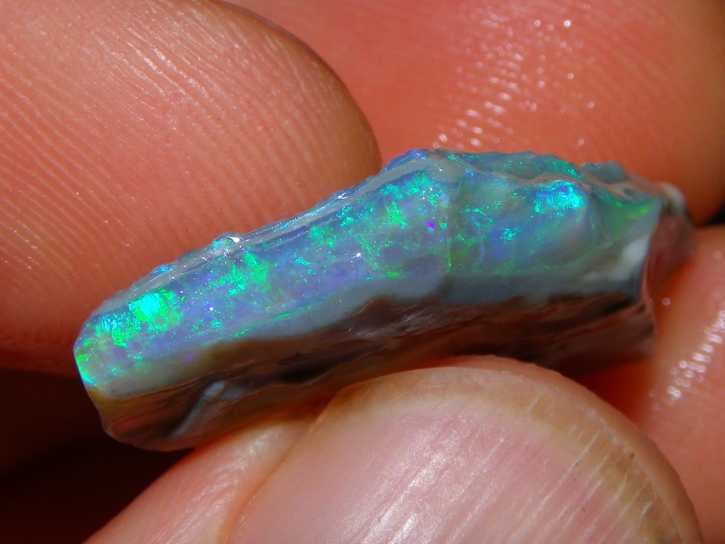 2 Nice Bright Rough seam/Crystal Opals 27.4cts Lightning Ridge Australia Blue/Greens