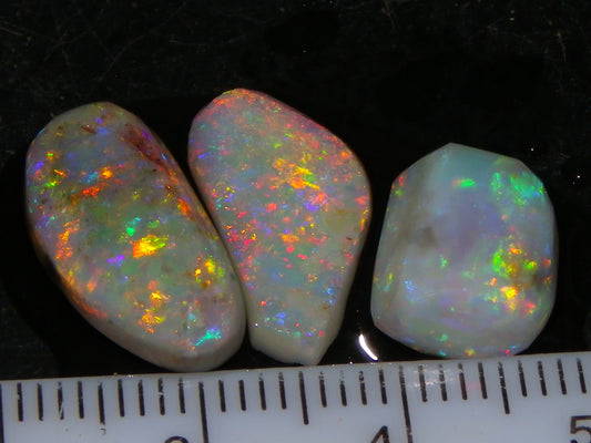 3 Nice Rubbed/Roug Coober Pedy Seam Opals 12cts Multicolour Fires Australia