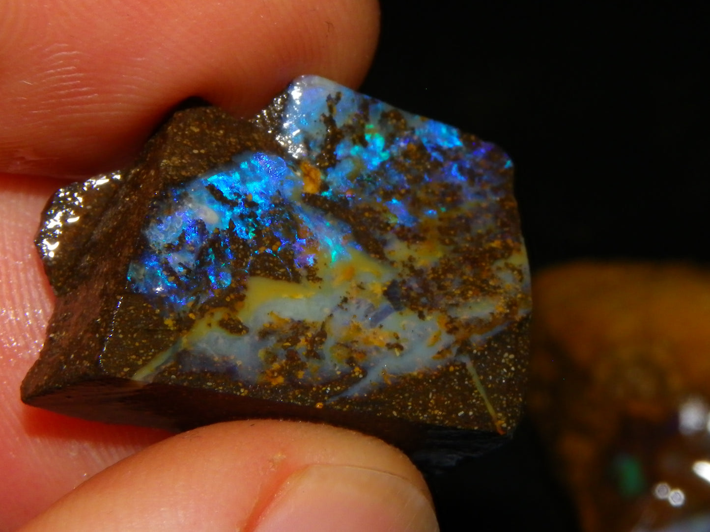 Nice Boulder/Matrix Opal Rough/Rubs Parcel 439cts Some Nice Fires :) Qld