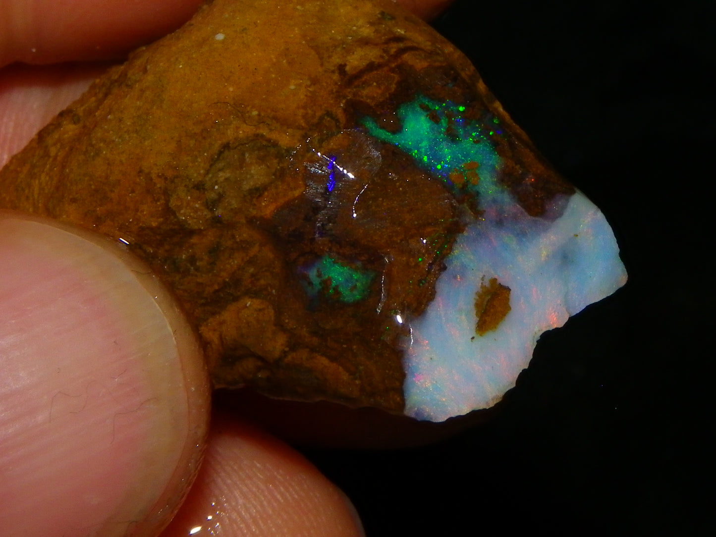 Nice Boulder/Matrix Opal Rough/Rubs Parcel 439cts Some Nice Fires :) Qld