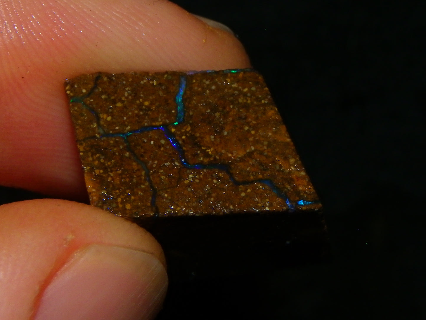 Nice Boulder/Matrix Opal Rough/Rubs Parcel 439cts Some Nice Fires :) Qld