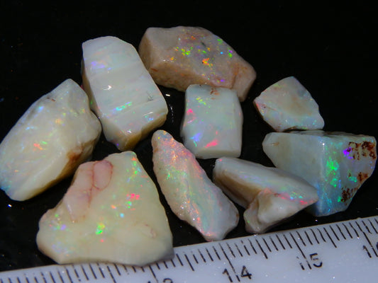 Nice Coober Pedy Seam/Crystal Opal Rough Parcel 39.5cts Multicolours Fires Au