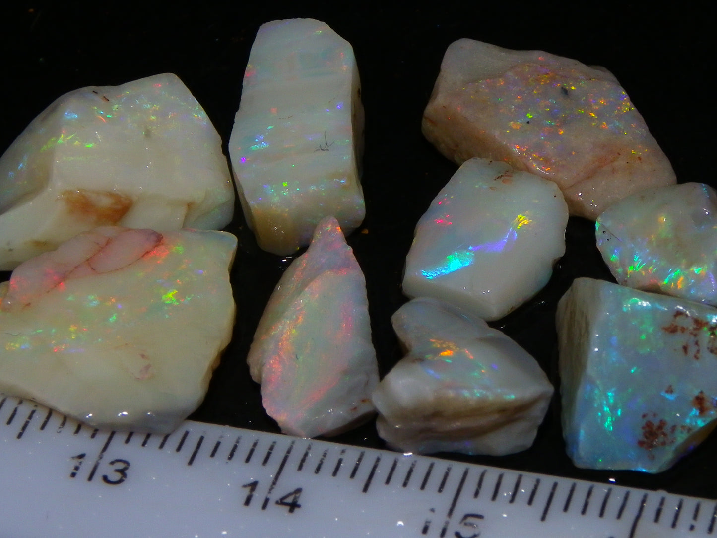 Nice Coober Pedy Seam/Crystal Opal Rough Parcel 39.5cts Multicolours Fires Au