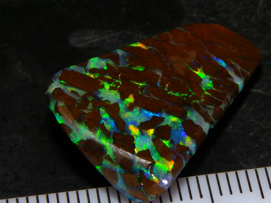 Nice Quality Gem Matrix Opal Rub/Preform 19.66cts Fires/Crystal/Ironstones Queensland