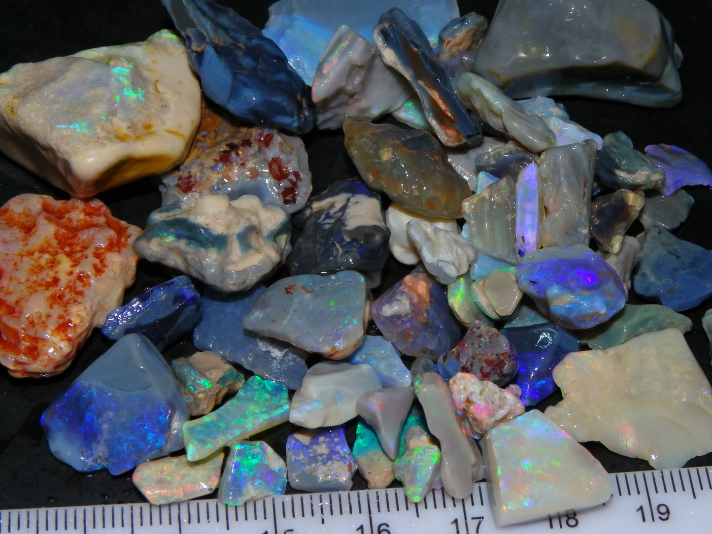 Nice Rough/Rubbed Lightning Ridge Opal Parcel 275cts Blue/Green/Pink Fires Australia (P5)