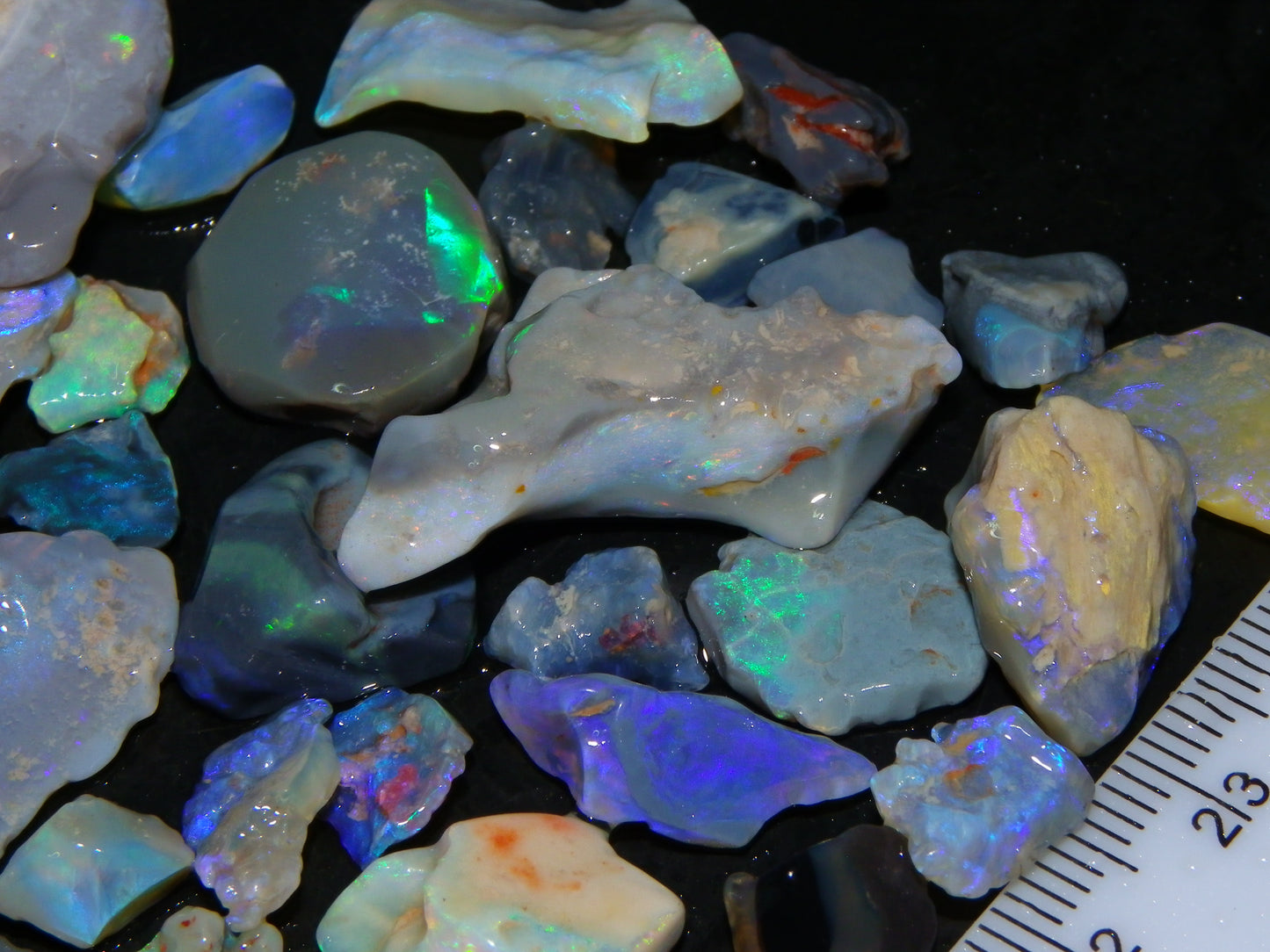 Nice Rough/Rubbed Lightning Ridge Opal Parcel 271cts Blue/Green Fires Mixed Base (P6)